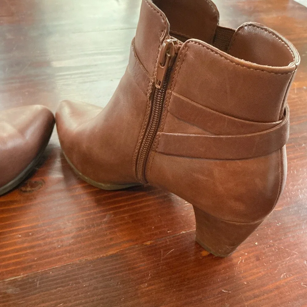 Anne‎ Klein AkChelsey Ankle Boots Womens 6.5M Brown Leather Equestrian 2.5" Heel - Picture 7 of 11